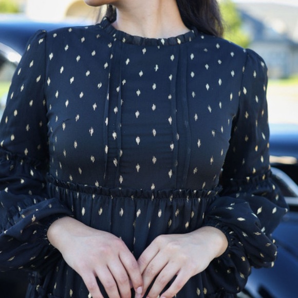 ISO !! I am looking for these Dainty jewells dresses in a size medium and maxi! - Picture 4 of 5